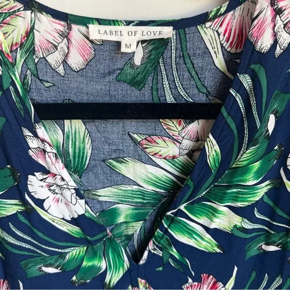 Label of Love Floral Green and Pink Women's Top - Medium - Picture 7 of 15